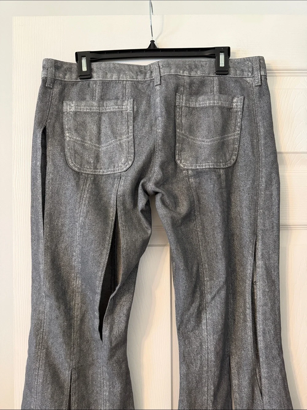 SALT MURPHY  Gray Flared Pleat-Front Jeans size 32 100% cotton inseam 34”